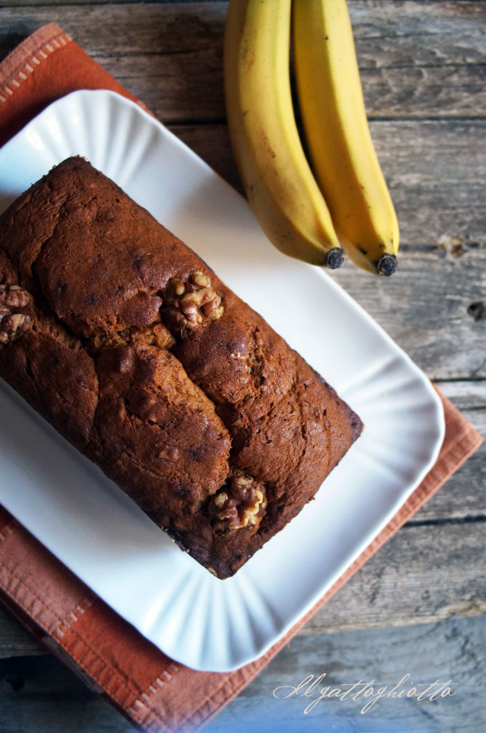 Banana bread con le noci