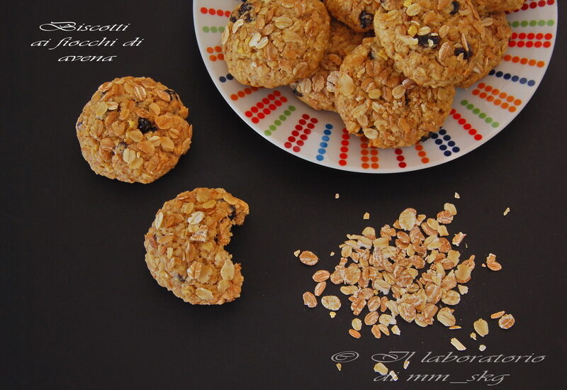 BISCOTTI AI FIOCCHI DI AVENA