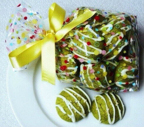 Biscotti al tè Matcha con cioccolato bianco