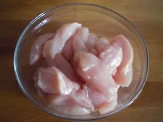 Bocconcini di pollo al latte impanati