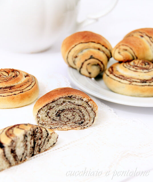 brioche sfogliate al cacao