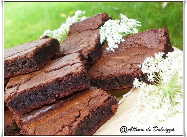 BROWNIES AL CIOCCOLATO
