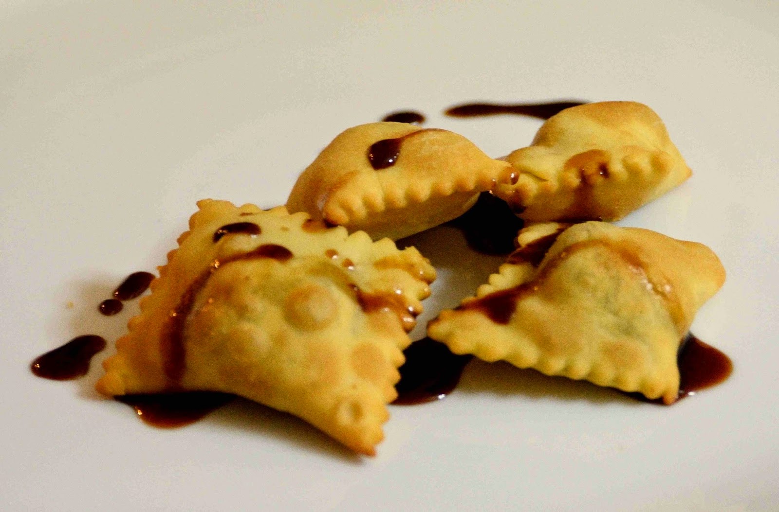 Calzoncelli di castagne e vin cotto d’Aglianico