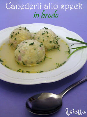 Canederli allo speck in brodo