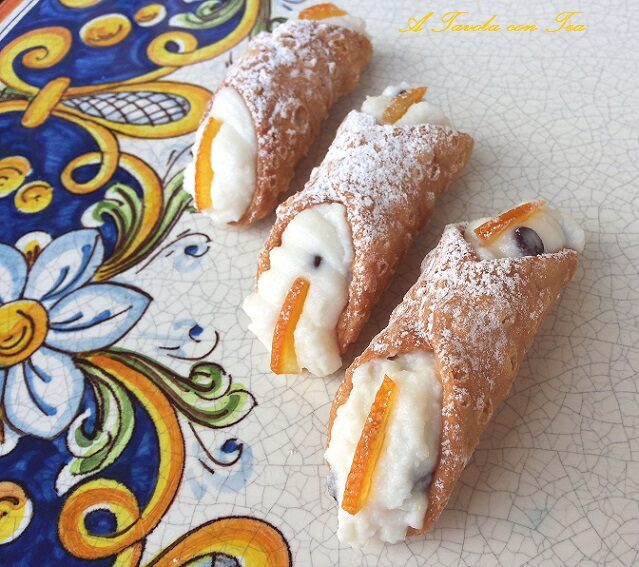 CANNOLI SICILIANI