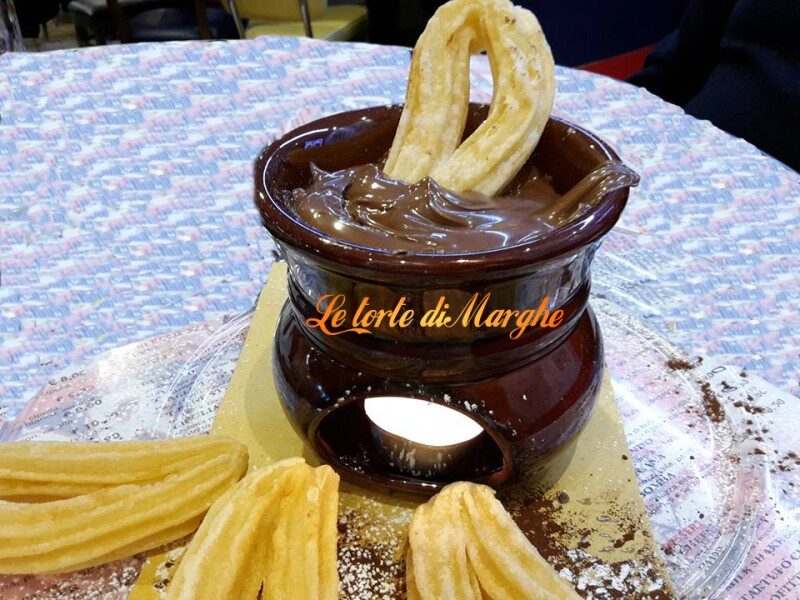 Churros con nutella calda