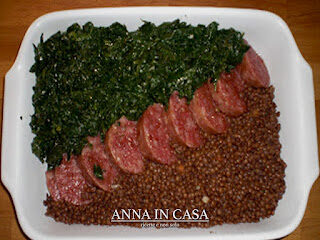Cotechino con lenticchie e spinaci