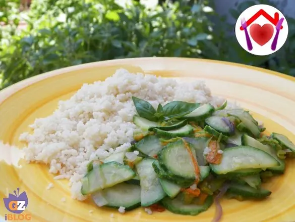 Cous cous estivo con zucchine e basilico