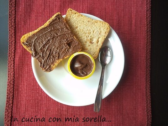 Crema di gianduia… tentiamo di fare la Nutella a casa