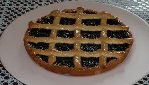 crostata di marmellata alle fragoline di bosco