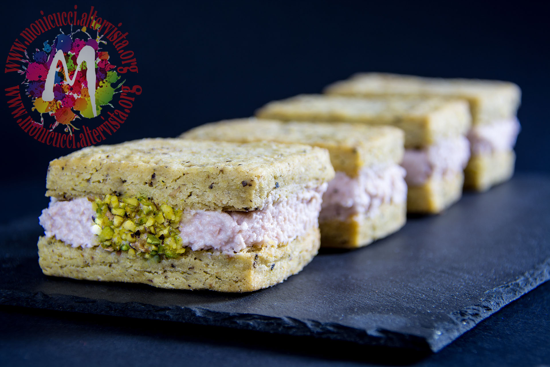 Cuccioloni salati con gelato di mortadella di Bologna IGP – Calendario del Cibo Italiano