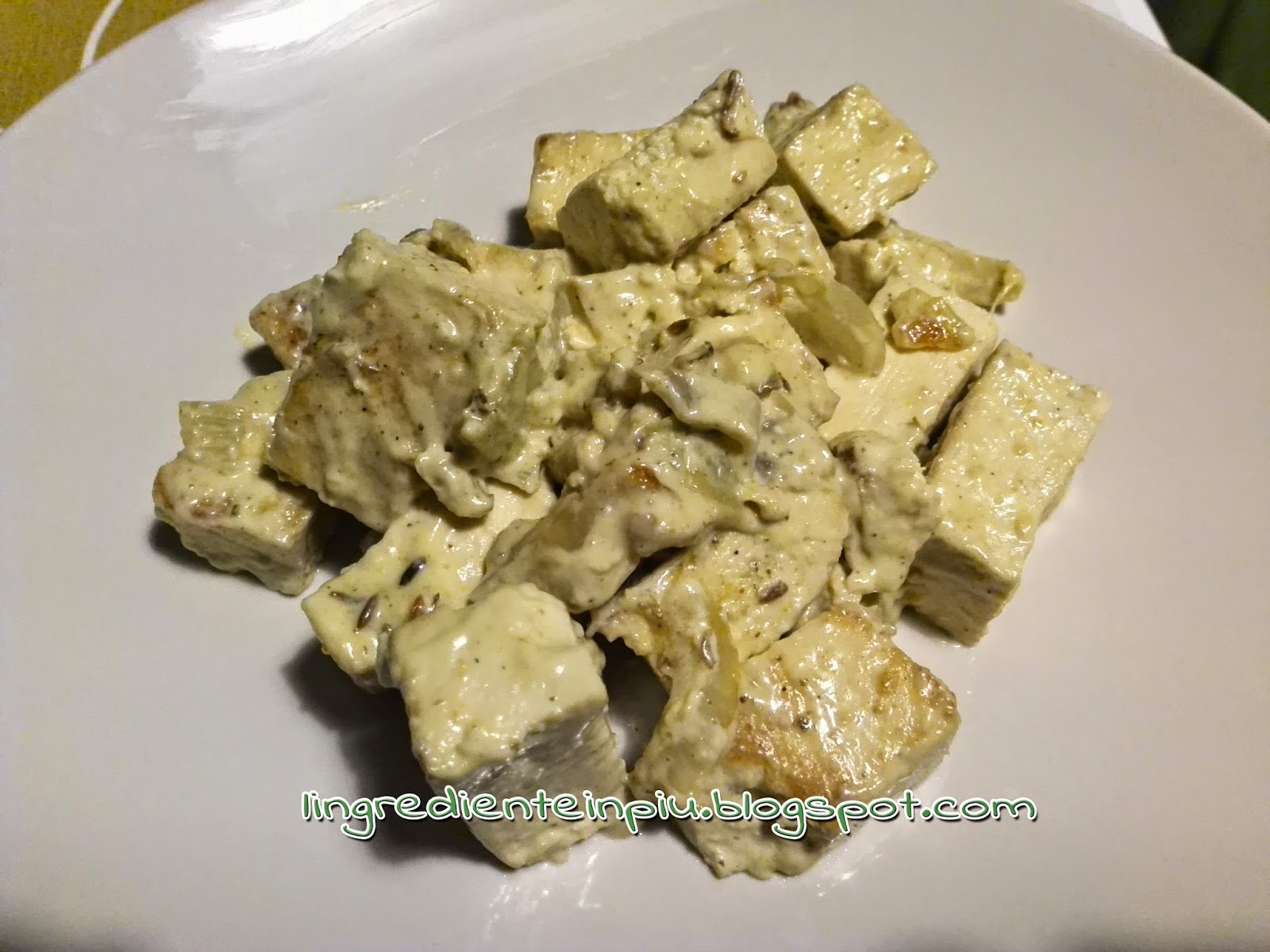 Dadolata di tofu in crema speziata