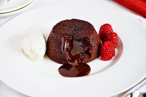 Delicato tortino con morbido cuore di cioccolato