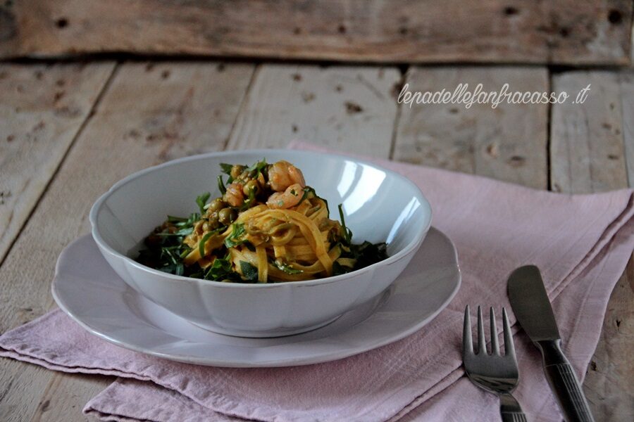 FETTUCCINE DI CAMPOFILONE AI GAMBERETTI E RUCOLA