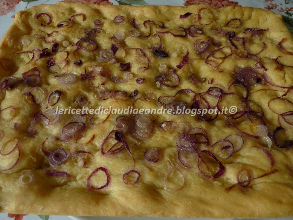 FOCACCIA ALLA CIPOLLA DI TROPEA