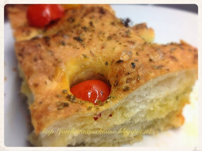 Focaccia pugliese
