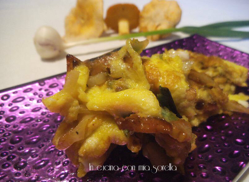 Frittata con aglietto fresco e galletti