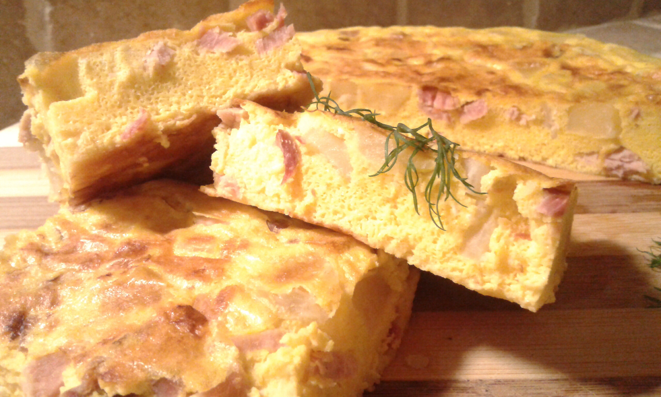 Frittata con patate e prosciutto cotto