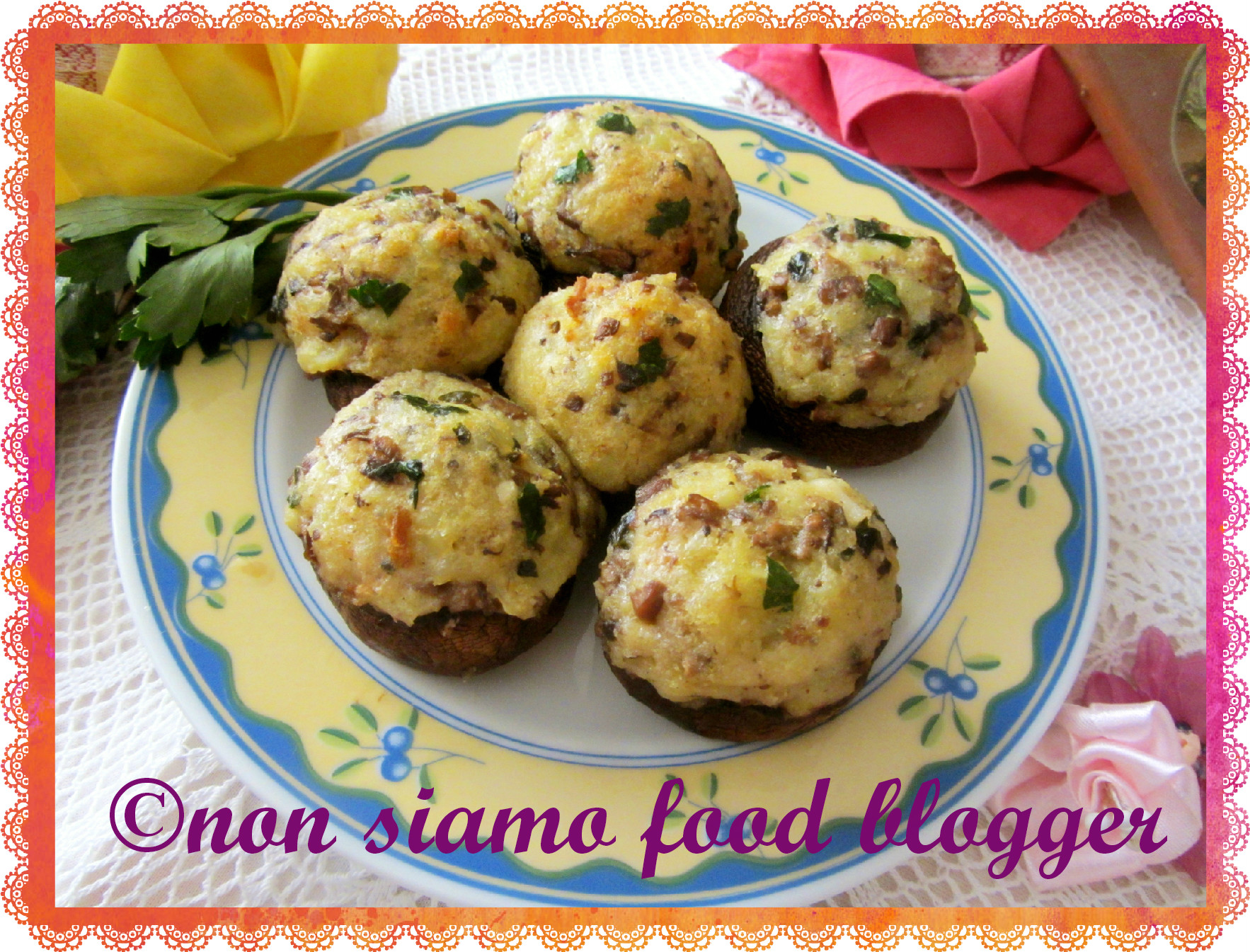 Funghi ripieni di pane, patate e formaggio (senza uova)