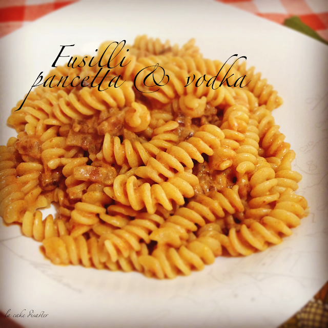 Fusilli pancetta e vodka
