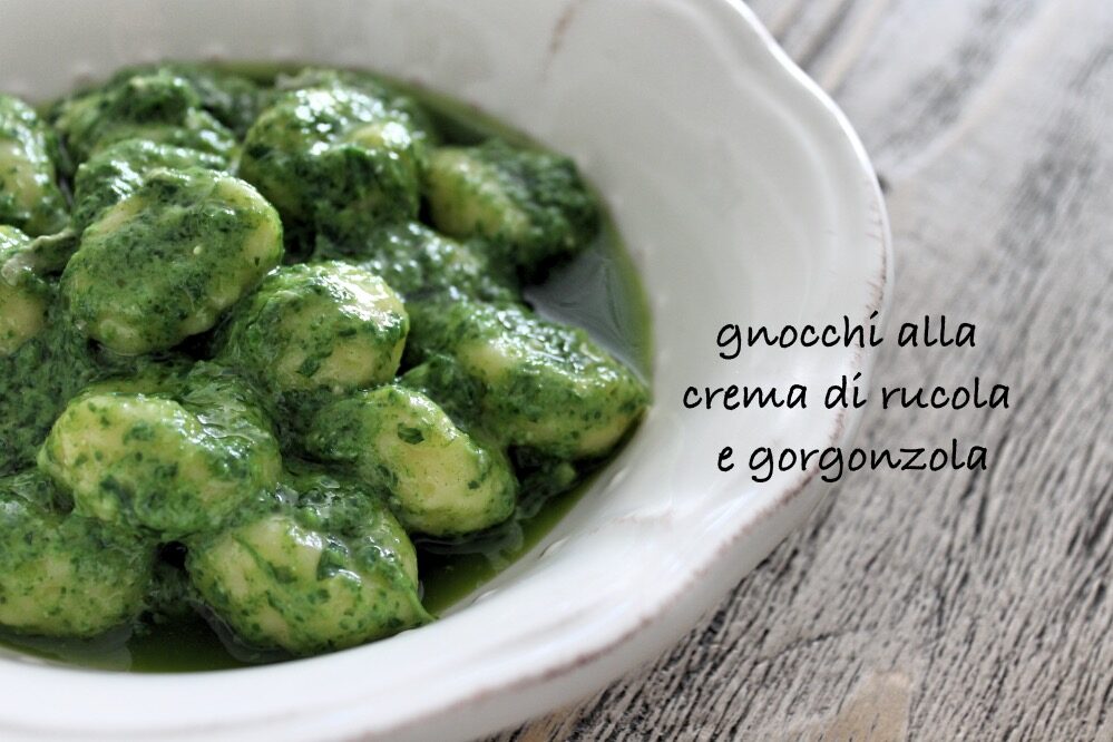 Giovedì vogliadignocchi 2: crema di rucola e gorgonzola