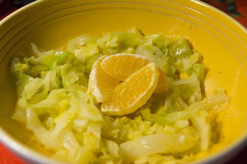 Insalata di cavolo cappuccio e arance