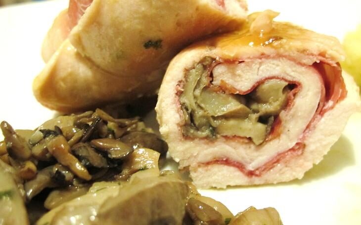 Involtini saporiti con funghi e speck