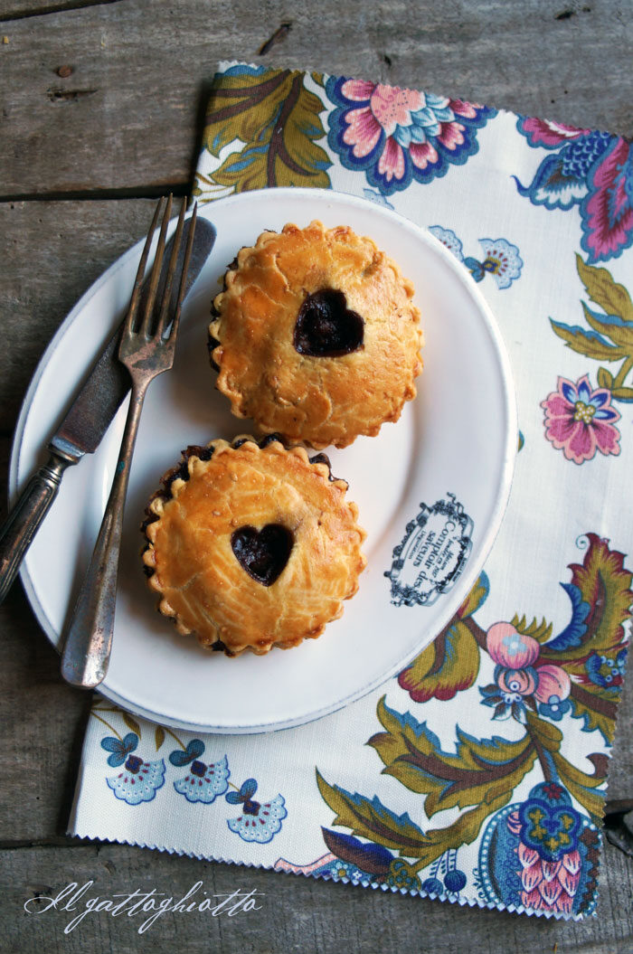Mini pie di manzo al vino rosso