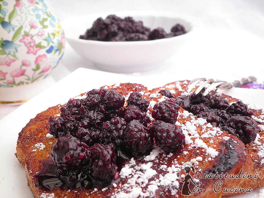 Pain perdu alle more di rovo