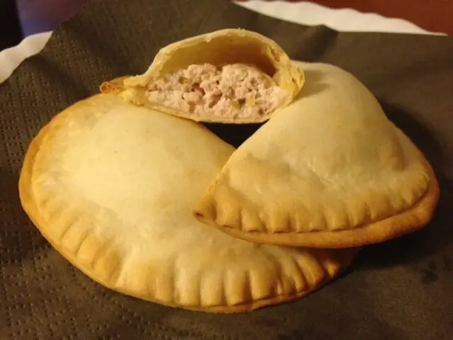 Panzerotti ripieni con mousse di prosciutto cotto