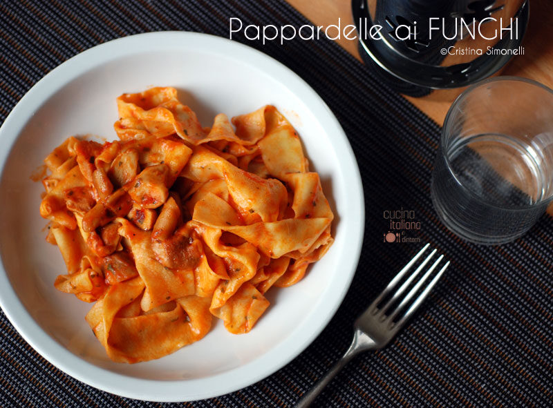 Pappardelle al sugo di funghi