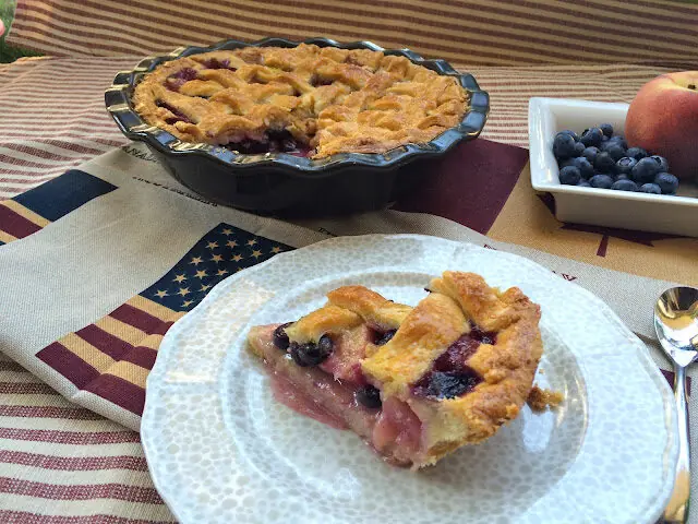 Peach & blueberry pie – 4thOfJuly