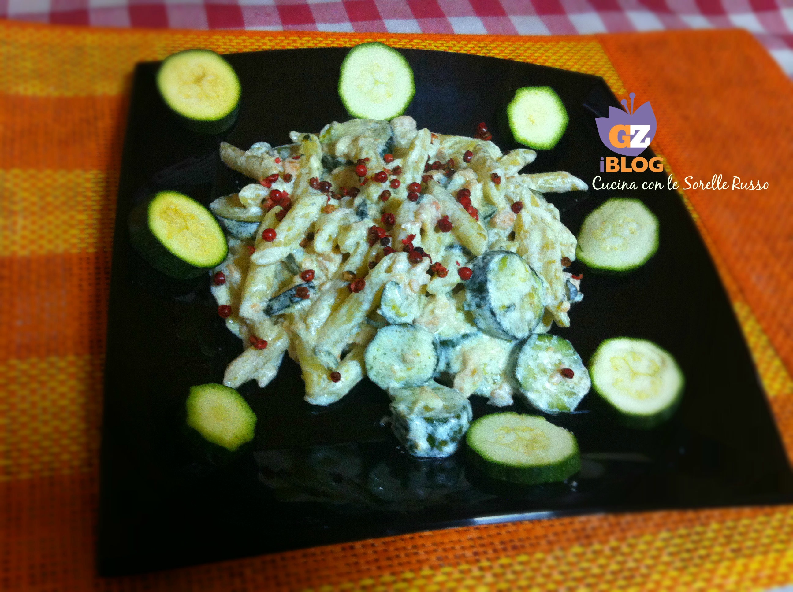 Pennette salmone e zucchine