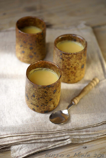 Petits pots de crème allo zenzero e zafferano, una casuale metafora della famiglia