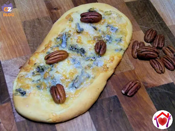 Pizza Gorgonzola e noci