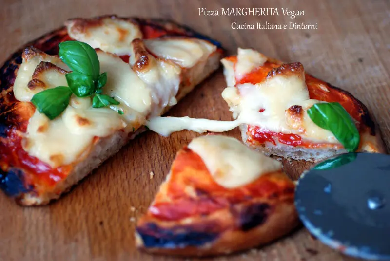 Pizza Margherita vegana con Mozzarella filante