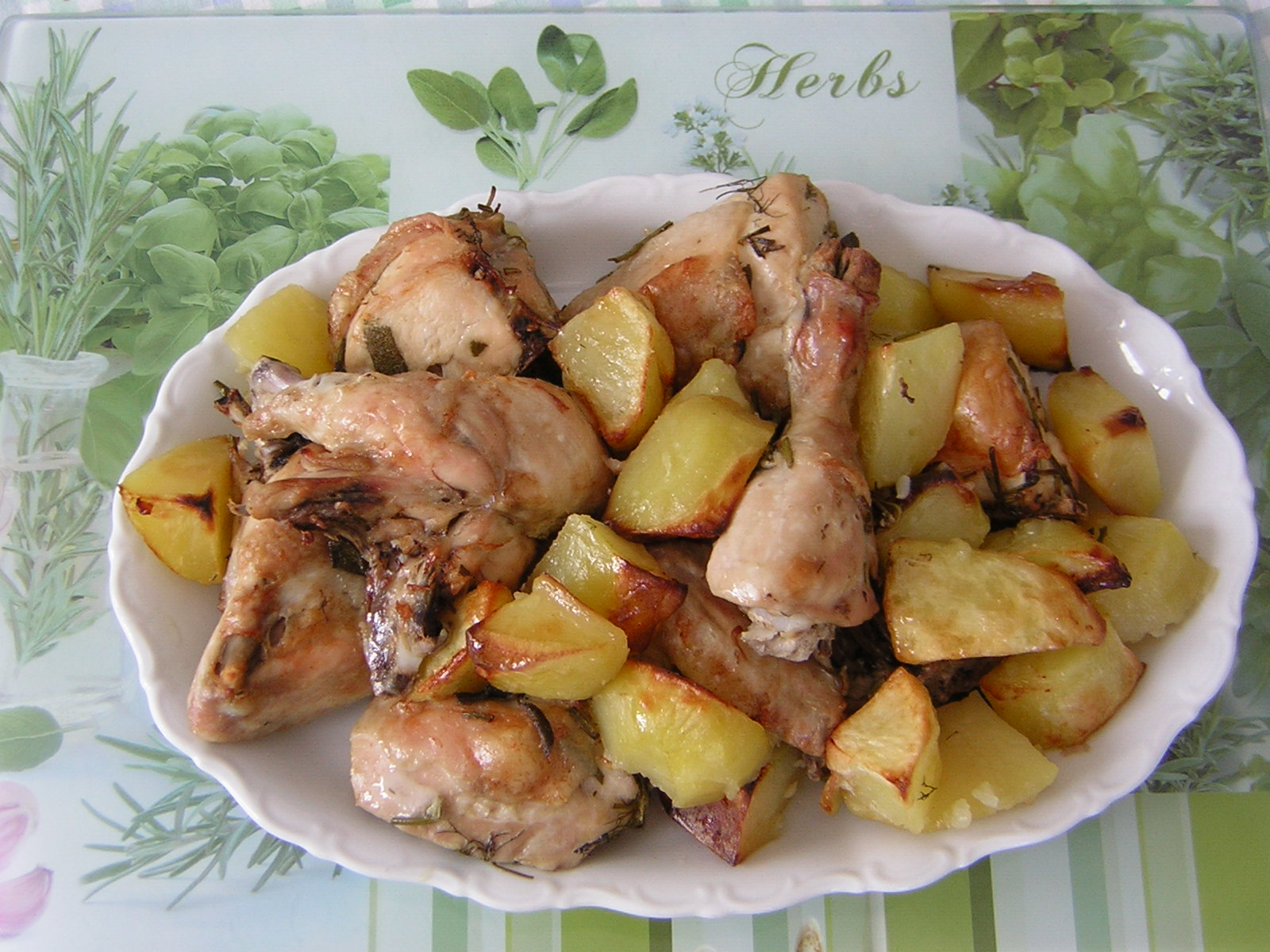 Pollo spezzato al forno con patate
