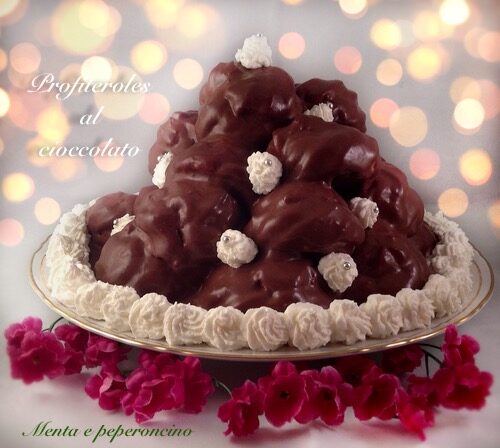 Profiteroles al cioccolato