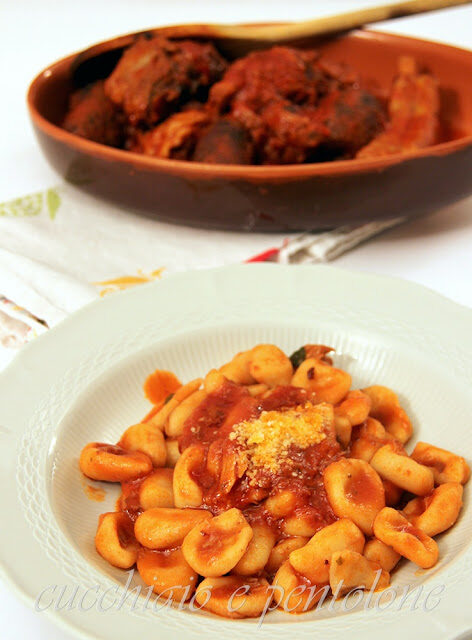 quanti modi di fare e rifare gli strangulaprievet’ al ragù napoletano