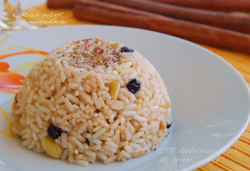 RISO PILAF ALLE MANDORLE