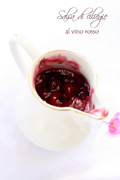 Salsa di ciliegie al vino rosso