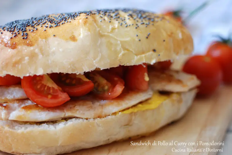 Sandwich di Pollo al Curry e Pachino