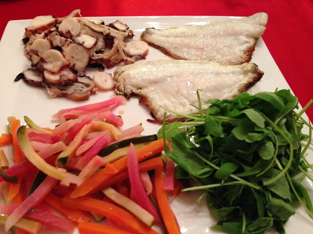 Senza Bimby, Filetti di Branzino, Zucchine, Carote e Barbabietole a Bastoncino al Vapore, Insalata di Polipo, Rucola