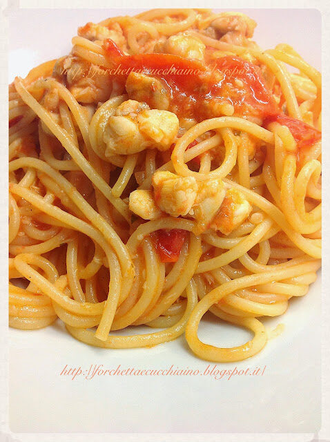 Spaghetti al ragu’ di pescatrice e pomodorini ciliegia