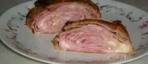 strudel salato al prosciutto e formaggio