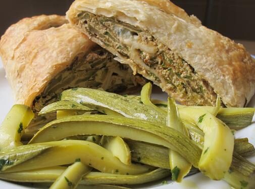 Strudel salato di zucchini e gorgonzola