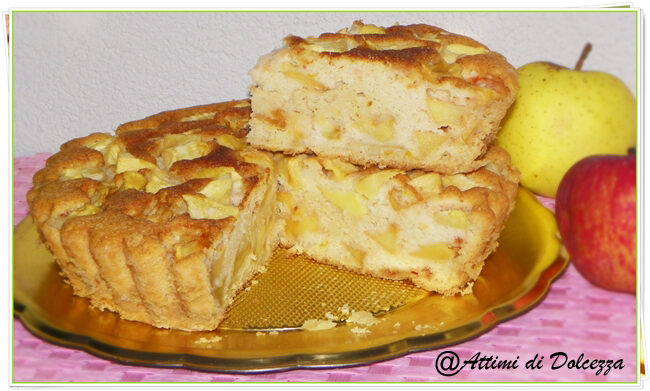 TORTA DI ALBUMI ALLE MELE