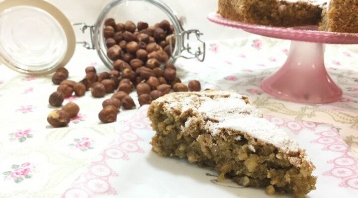 Torta di nocciole