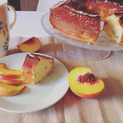 Torta di pesche