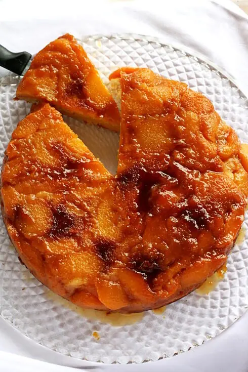 Torta rovesciata alla pesca